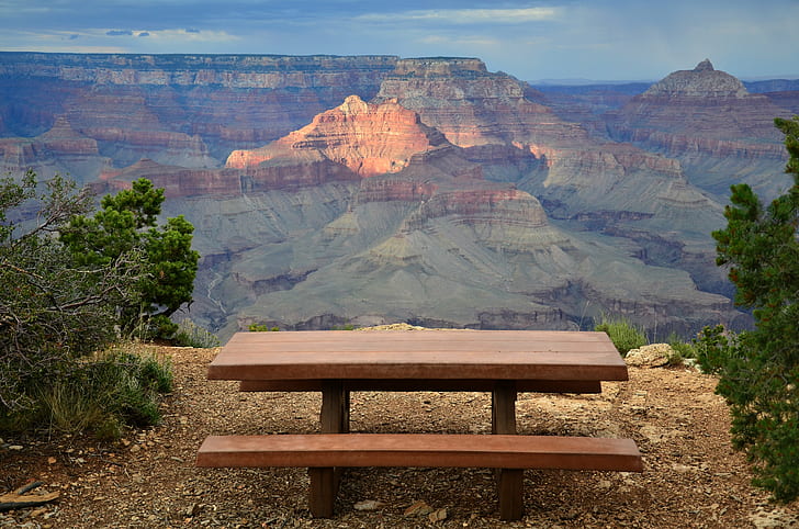 brown wooden table on top of grand canyon during day time, grand canyon national park, grand canyon national park, HD wallpaper