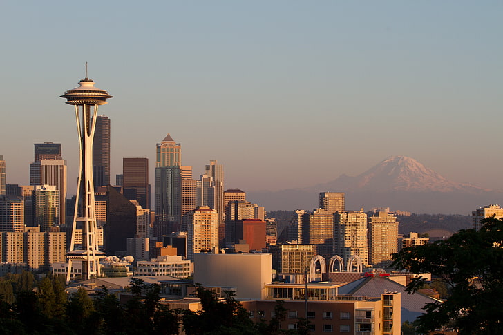 Seattle, cityscape, Mount Rainier, Space Needle, sunset, building exterior, HD wallpaper