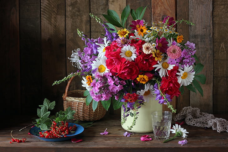 HD wallpaper: autumn, flowers, berries, bouquet, colorful, still life,  currants | Wallpaper Flare