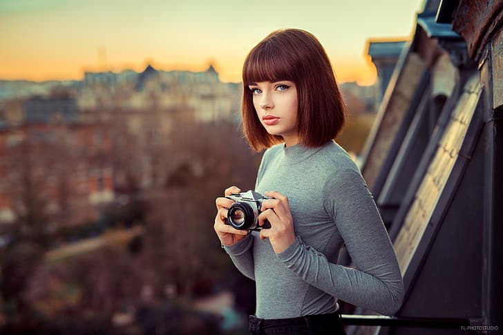 look, the city, model, portrait, makeup, hairstyle, the camera, HD wallpaper