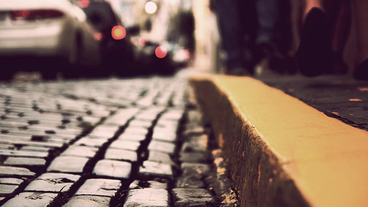 yellow concrete pavement, depth of field, city, car, street, selective focus, HD wallpaper