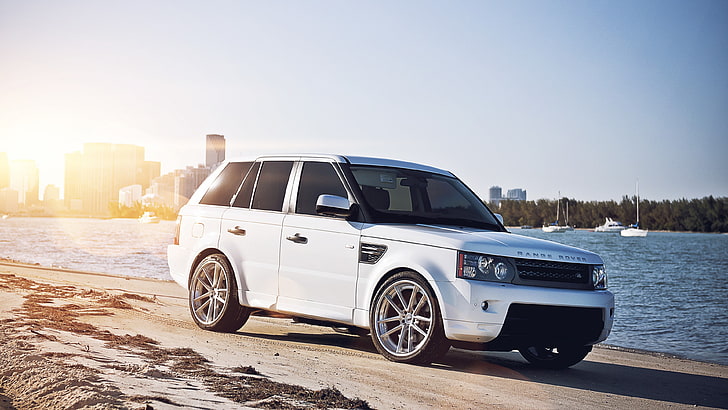 white 5-door hatchback, car, Range Rover, white cars, cityscape, HD wallpaper