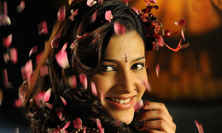 Hd Wallpaper Actress Babe Bollywood Hassan Indian Model Shruti Singer Wallpaper Flare
