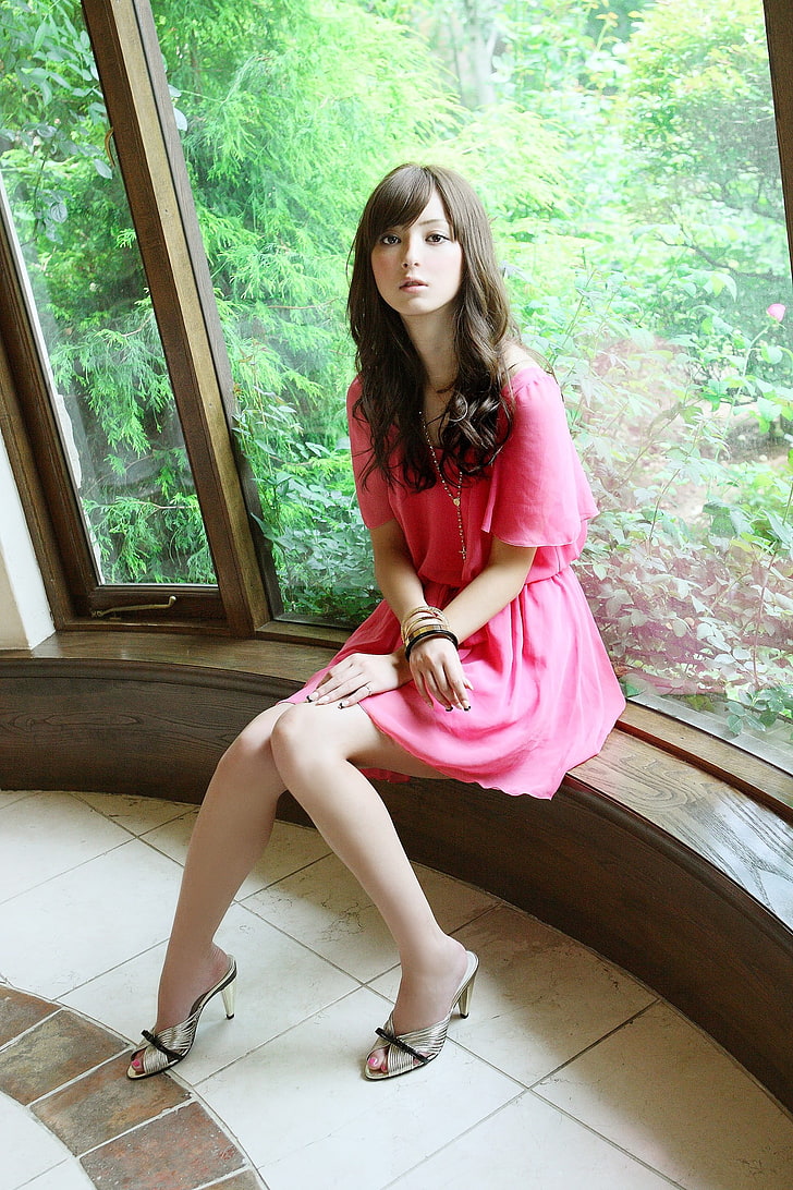 Sasaki Nozomi, model, Asian, Japanese, women, sitting, high heels, HD wallpaper