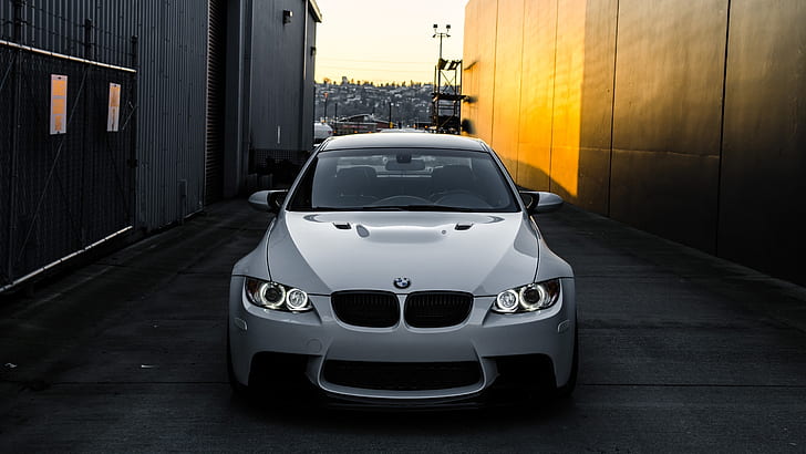 BMW M3 E92 white car front view, HD wallpaper