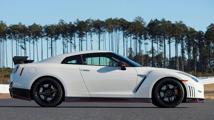 white Nissan GTR, Nissan GT-R, car, mode of transportation, motor vehicle, HD wallpaper
