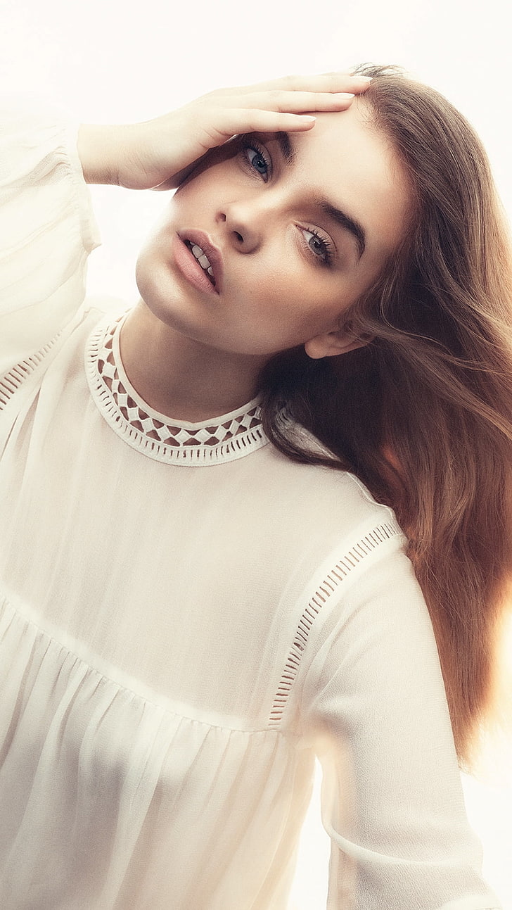 Barbara Palvin Elle 2015, women's white crew-neck long-sleeved top, HD wallpaper