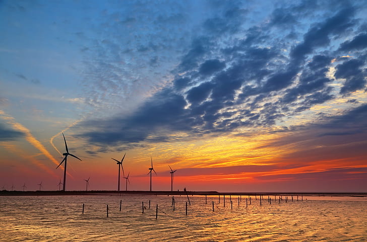 four black wind mills during sunset, Cloudy, Clouds, 夕, 夕陽