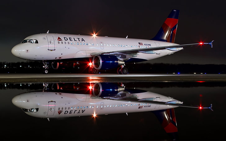 white Delta airplane, aircraft, passenger aircraft, night, reflection, HD wallpaper