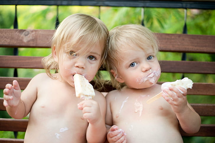 HD wallpaper: two children eating icecream during daytime, Twins, Ice Cream  | Wallpaper Flare