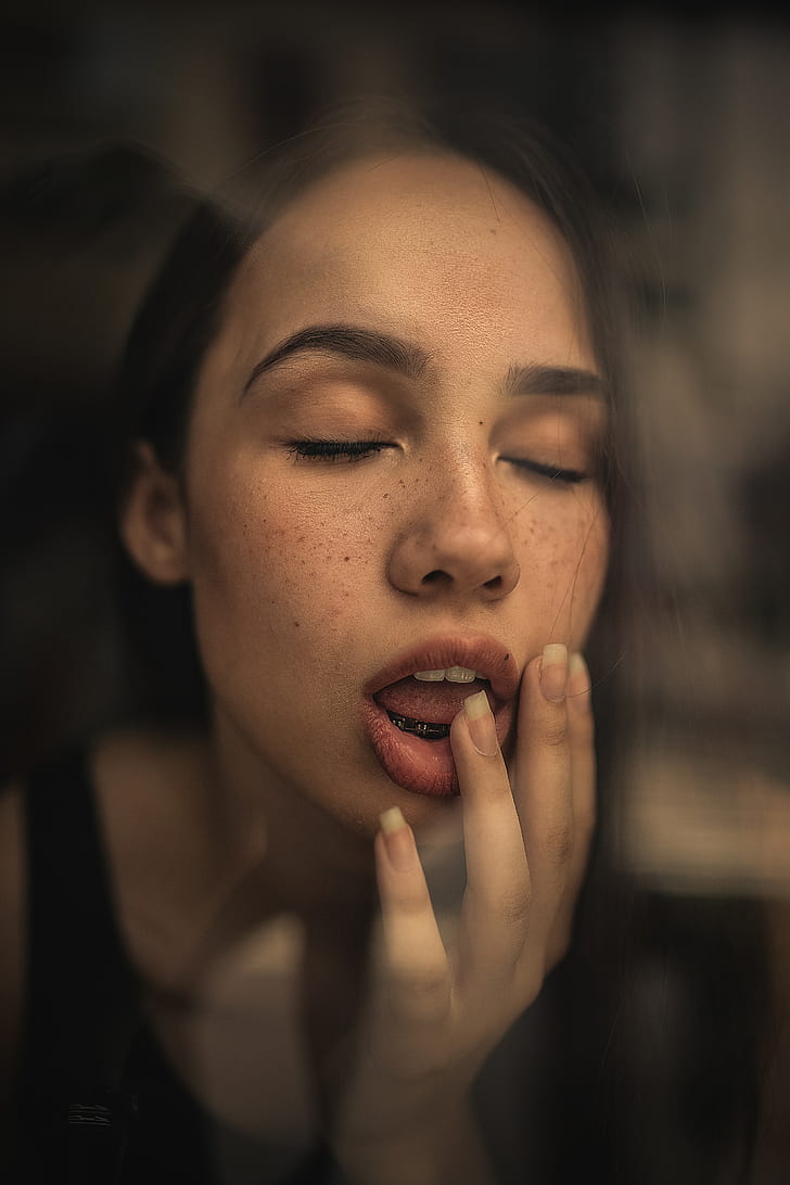 Gabriella Oliveira, freckles, closed eyes, braces, women, face, HD wallpaper