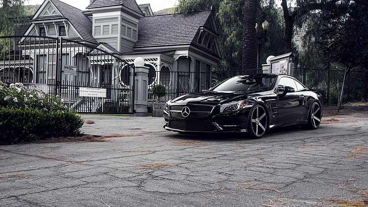 black Mercedes-Benz sedan, car, vehicle, architecture, mode of transportation