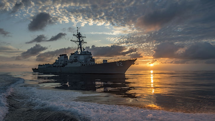 white ship on ocean under white skies during golden hour, USS Lassen (DDG-82), HD wallpaper