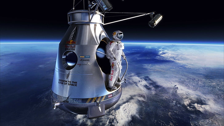 astronaut, men, aerial view, space, Earth, horizon, Felix Baumgartner, HD wallpaper