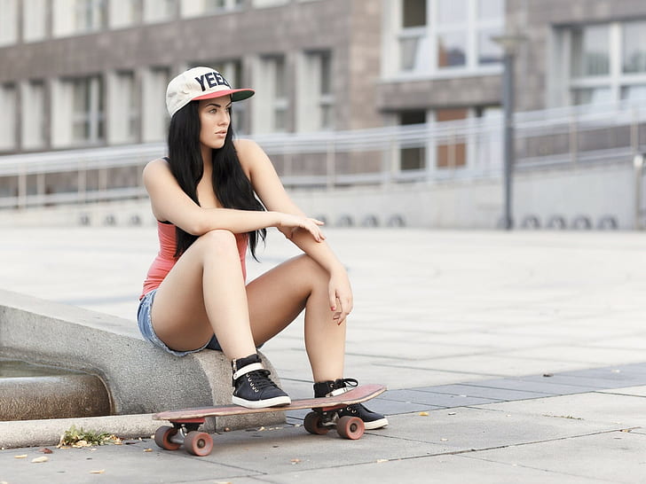 skateboard, sitting, jean shorts, girls, women, HD wallpaper