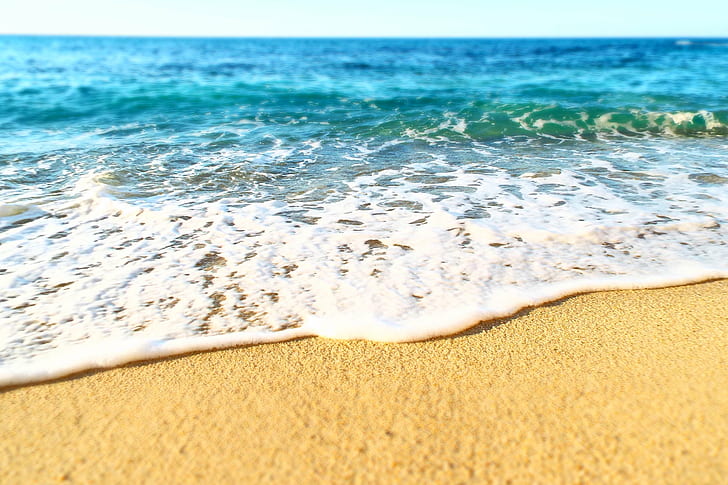 seashore during daytime, little, wave, meer, mare, strand, beach  sand, HD wallpaper