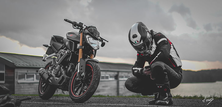 motorcycle, Yamaha, depth of field, helmet, headwear, cloud - sky, HD wallpaper