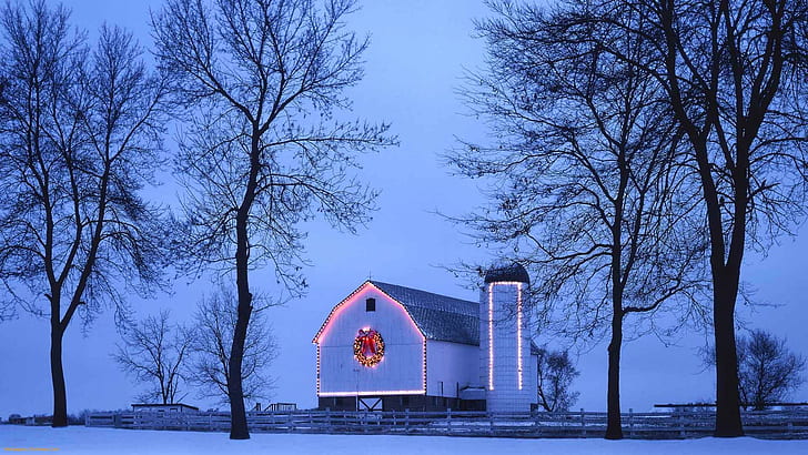 A Lighted Barn, wreath, lights, country, wisconsin, christmas
