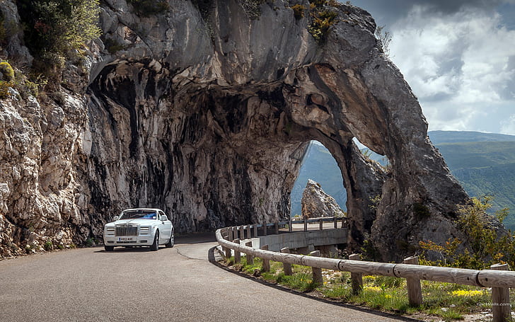 Rolls Royce Phantom Road Rock Stone Tunnel HD, cars, HD wallpaper