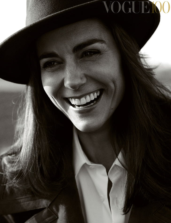 HD wallpaper: Kate Middleton, royalty, monochrome, smiling, hat, lipstick |  Wallpaper Flare