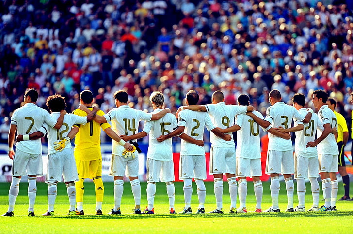 white soccer jersey, football, Real Madrid, Ronaldo, Pepe, Marcelo