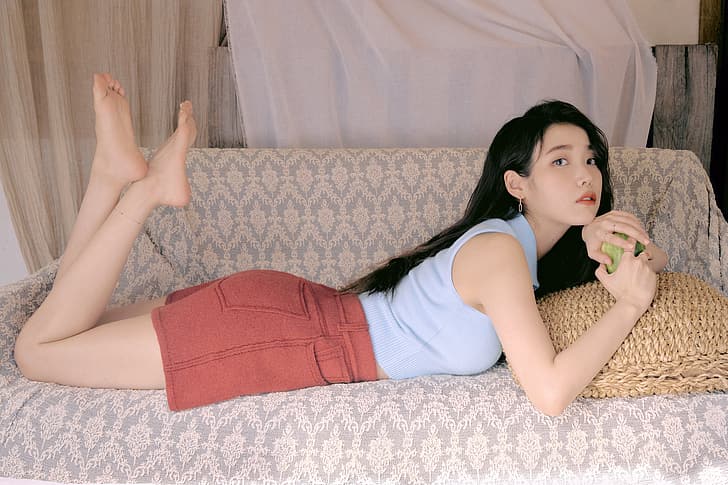 IU, Lee Ji-Eun, Korean women, barefoot, HD wallpaper