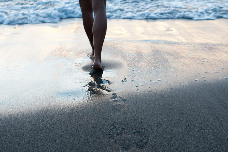 women, footprints, beach, HD wallpaper
