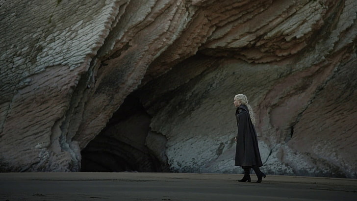 Daenerys Targaryen, Game of Thrones, Dragonstone, full length, HD wallpaper