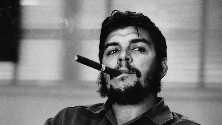 grayscale photo of man smoking tobacco, Che Guevara, monochrome