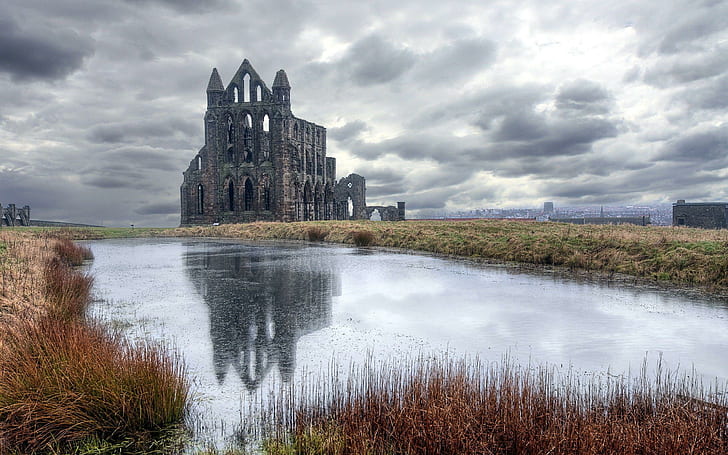 Castle ruin, grey concrete castle, photography, 2560x1600, cloud