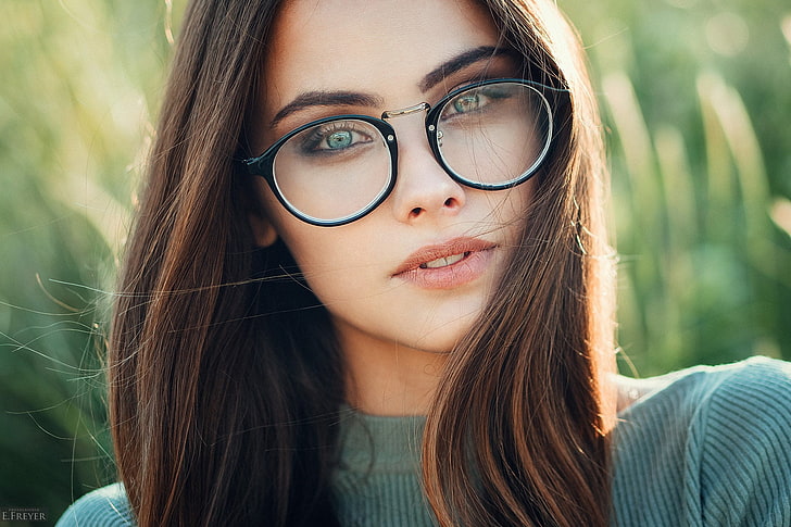 women's eyeglasses with black frames, woman wearing black-frame eyeglasses, HD wallpaper