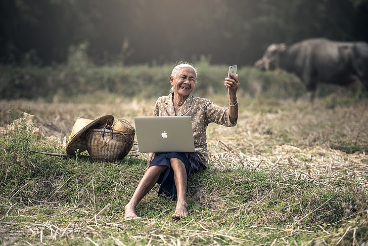 old people, field, mac book, wireless technology, communication, HD wallpaper