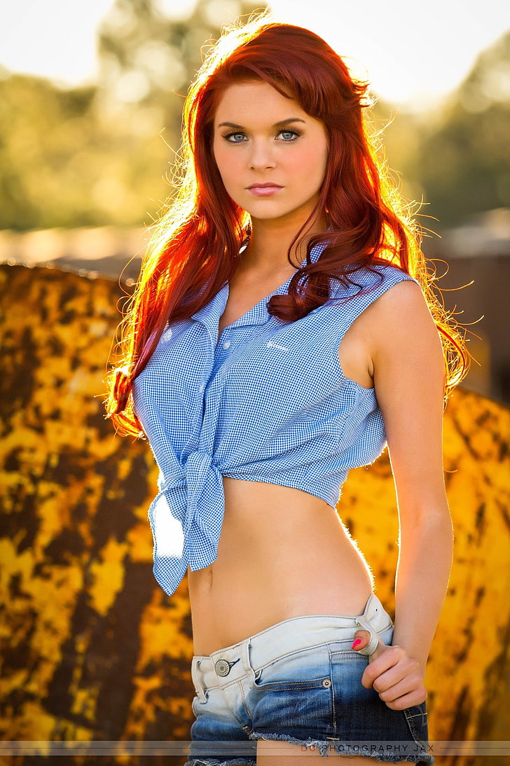 women's blue sleeveless crop top, model, redhead, long hair, looking at viewer, HD wallpaper