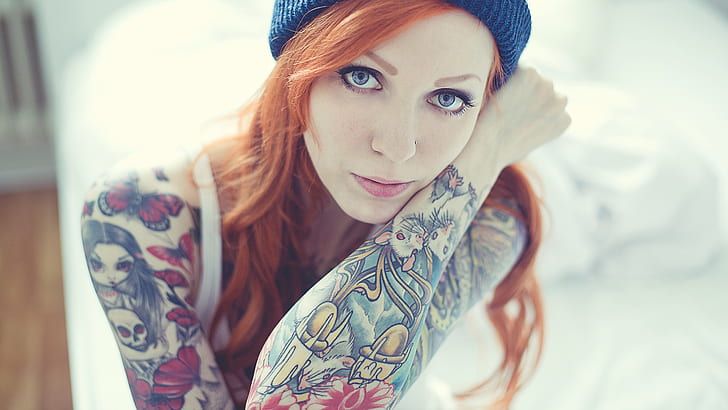 Evilla D Ark, women, tattoo, face, woolly hat, blue eyes, redhead, HD wallpaper