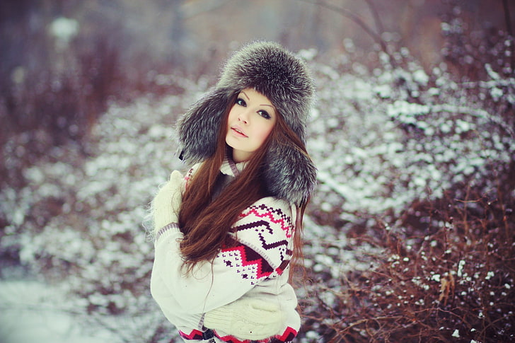 women, auburn hair, winter, snow, fur, women outdoors, sweater, HD wallpaper