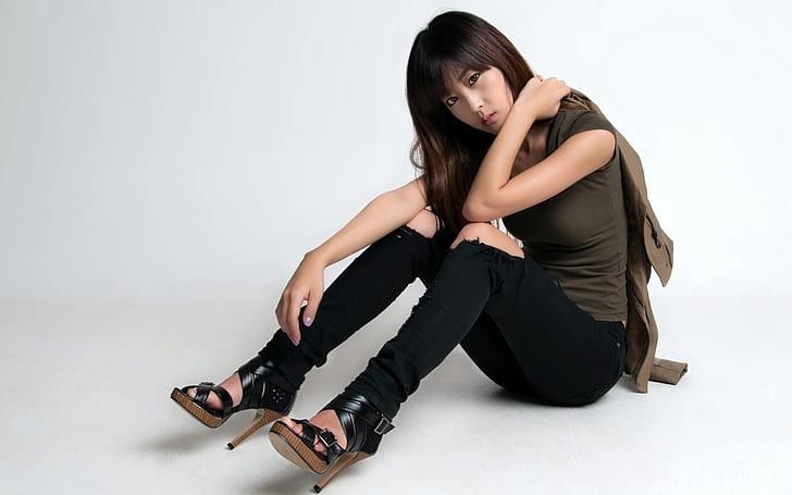 Fashion korean girl, sit on floor, HD wallpaper