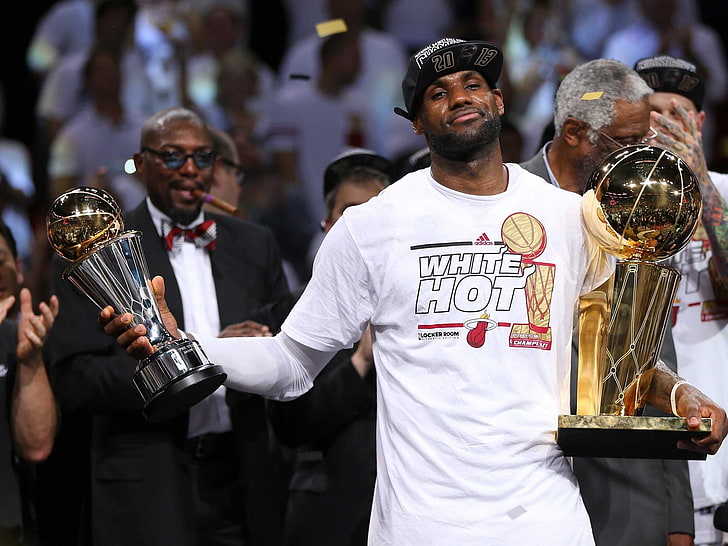 lebron james pictures, music, holding, arts culture and entertainment, HD wallpaper