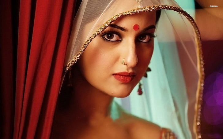 actress, babe, bollywood, indian, model, sinha, sonakshi, HD wallpaper