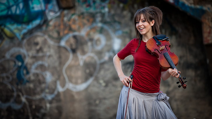women's brown violin, Lindsey Stirling, musician, one person