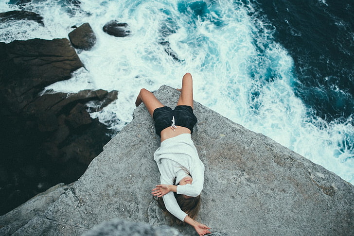 women, lying down, Noel Alvarenga, brunette, photography, beach, HD wallpaper