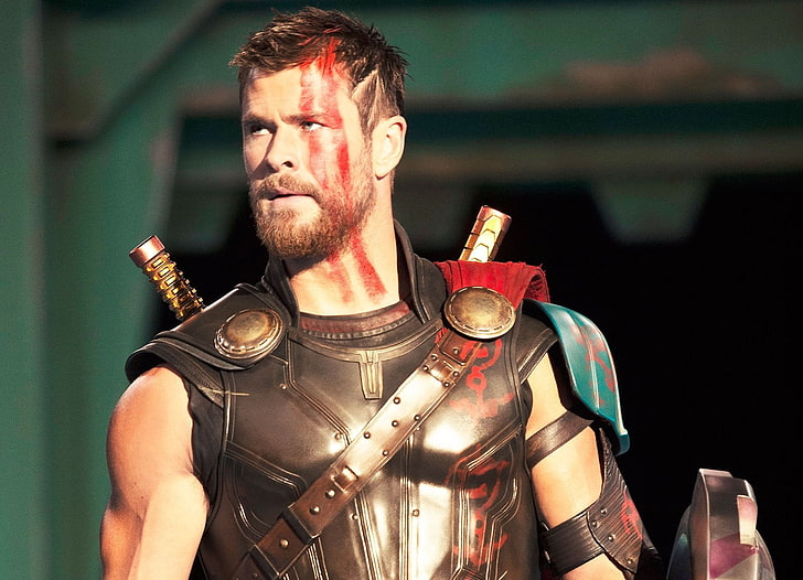 HD wallpaper: Chris Hemsworth as Thor Ragnarok, Movie, Thor: Ragnarok, one  person | Wallpaper Flare