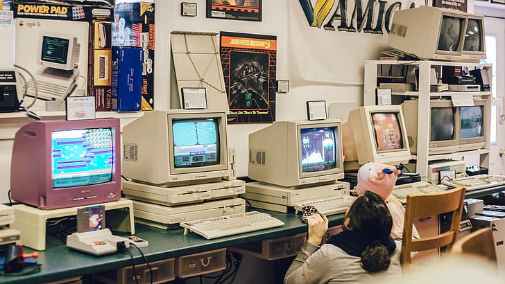 computer, video games, CRT, technology, console, children, women, HD wallpaper
