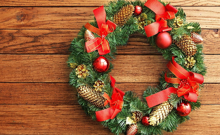 orange, red, and brown pine boughs, pinecones and baubles wreath, HD wallpaper