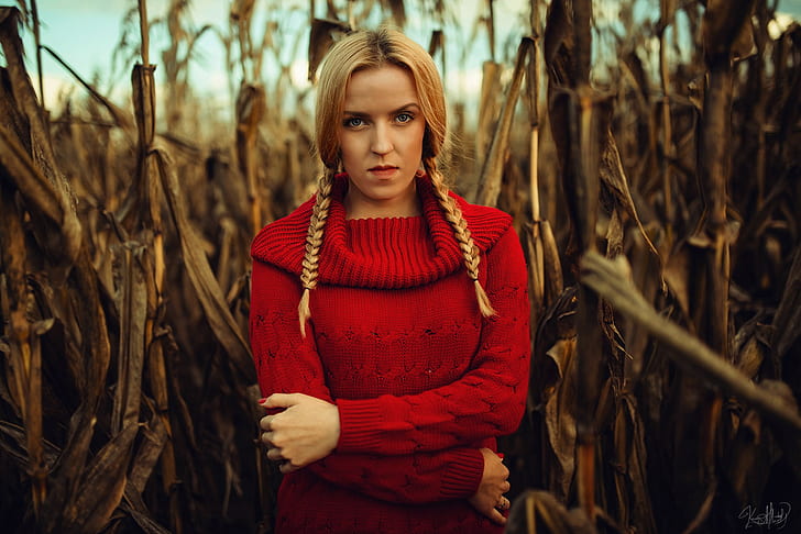 Kaan Altindal, red, plants, women outdoors, pigtails, cornfield