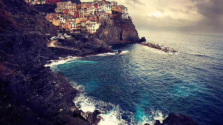 city on mountain cliff near body of water, nature, Cinque Terre, HD wallpaper