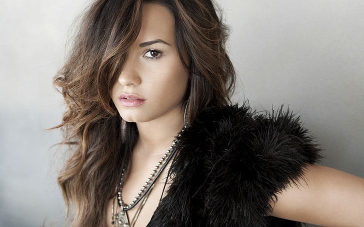 Demi Lovato, women, brunette, portrait, beauty, beautiful woman, HD wallpaper