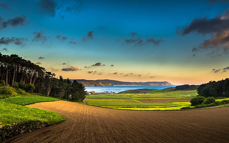 Beautiful scenery, trees, fields, sky, clouds, mountains, lake, blue sky and green grass