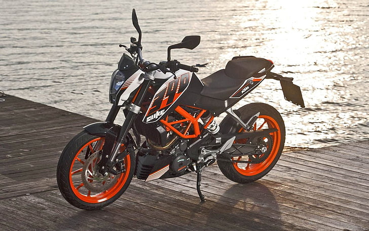 HD wallpaper: KTM 390 Duke 2014, black and orange Bajaj Duke 400cc  motorcycle | Wallpaper Flare
