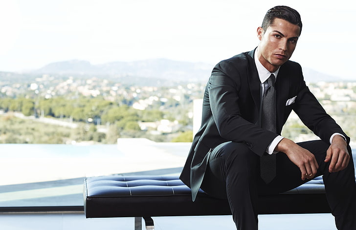 4K, Cristiano Ronaldo, Football player, sitting, one person, HD wallpaper