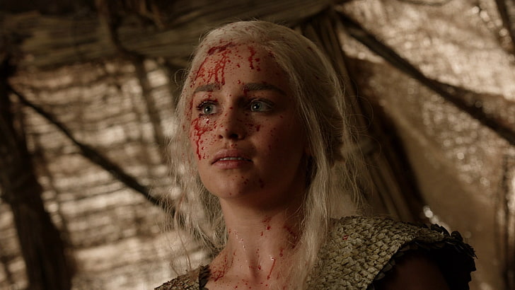 women's beige cap-sleeved top, Game of Thrones, Daenerys Targaryen